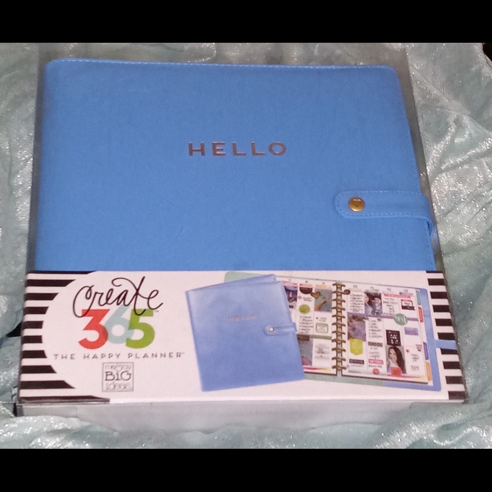 Me & My Big Ideas 11 Hole Planner Cover in Blue